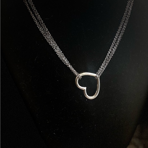 Sterling Silver Multi Strand Heart Pendant necklace. - Picture 2 of 6